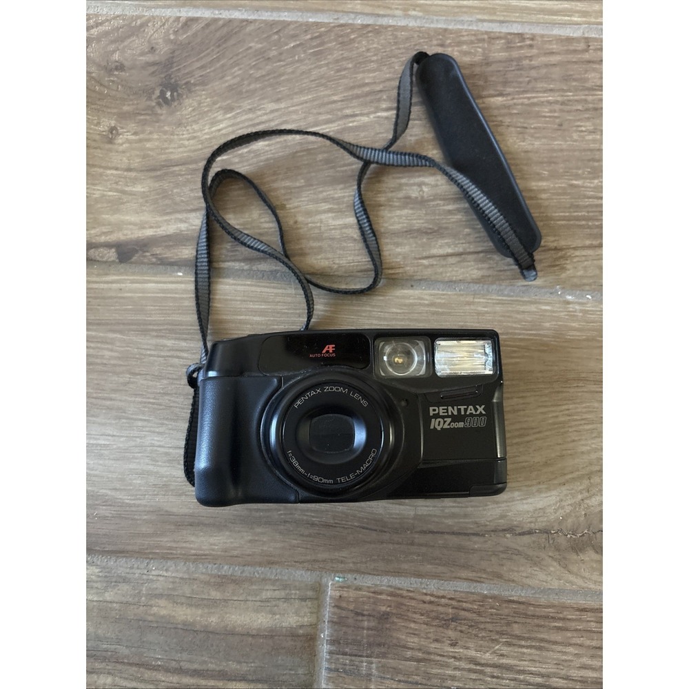 Pentax IQZoom 900 38-90 Telemacro Zoom Camera w/case - GC - Tested With Case